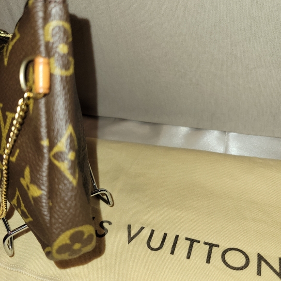 EUC Authentic Louis Vuitton Monogram POUCHETTE - Picture 6 of 11